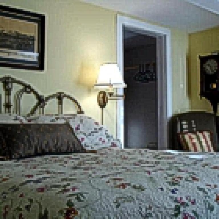 The Inn At Stony Creek Уоруик Стая снимка